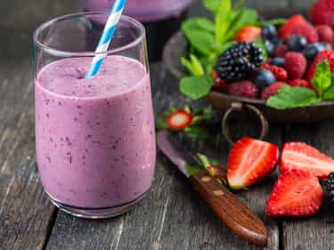 Photo of fruit smoothie drink made from Growli Muesli and fresh fruit