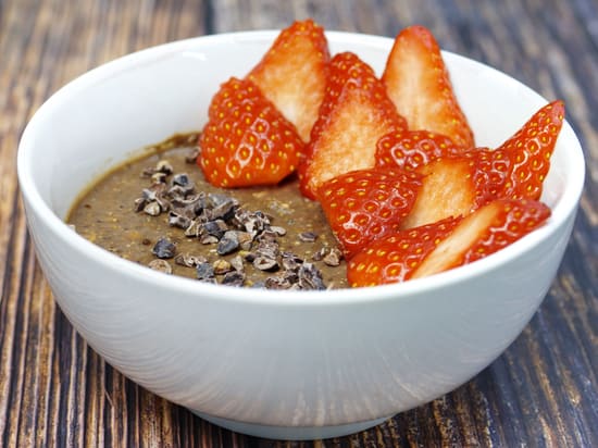 Photo of Growli Muesli with added cacao powder, strawberries and cacao nibs